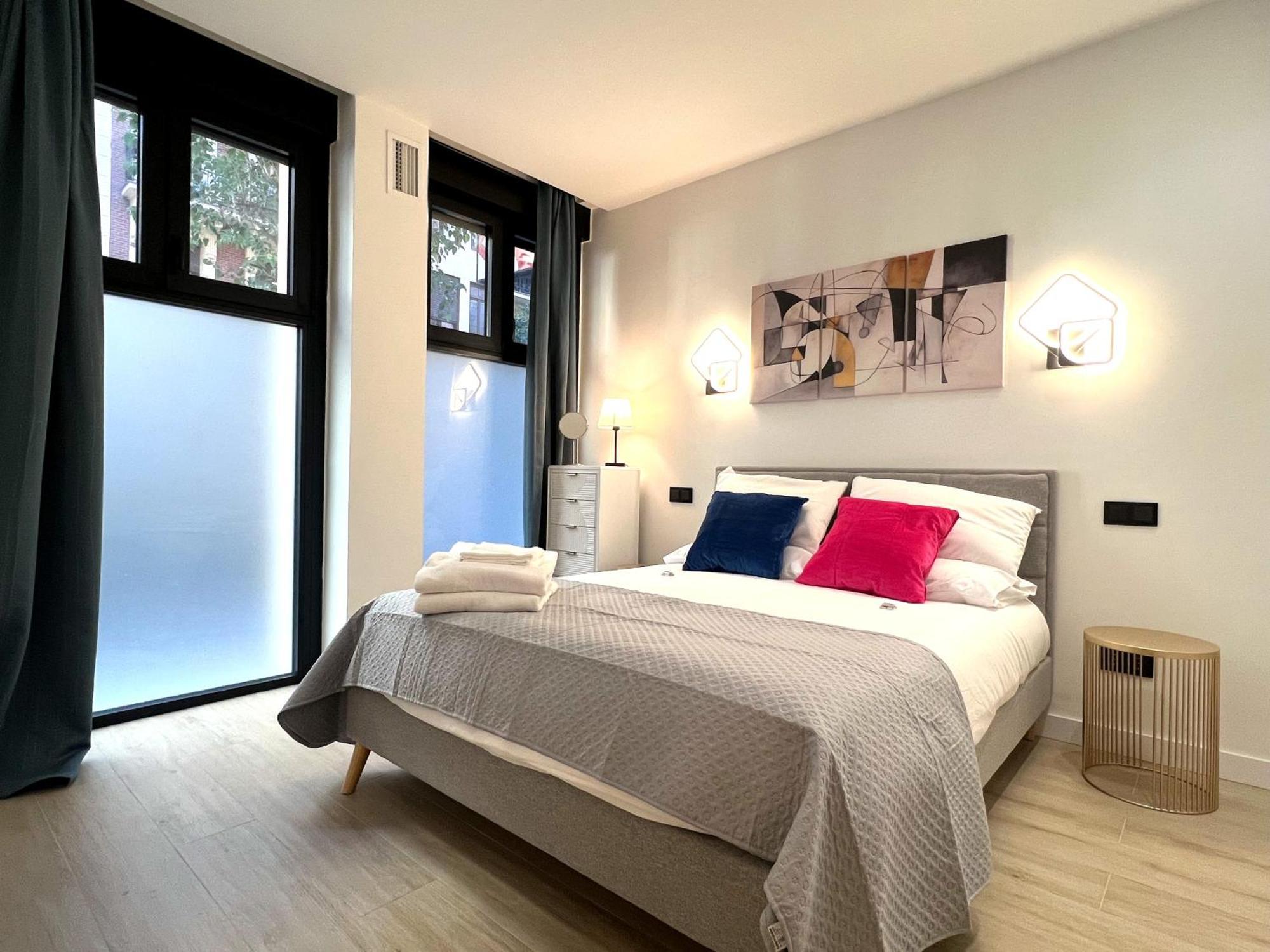 Apartamento Duplex Moderno Y Acogedor Junto A Atocha Madrid Exterior foto