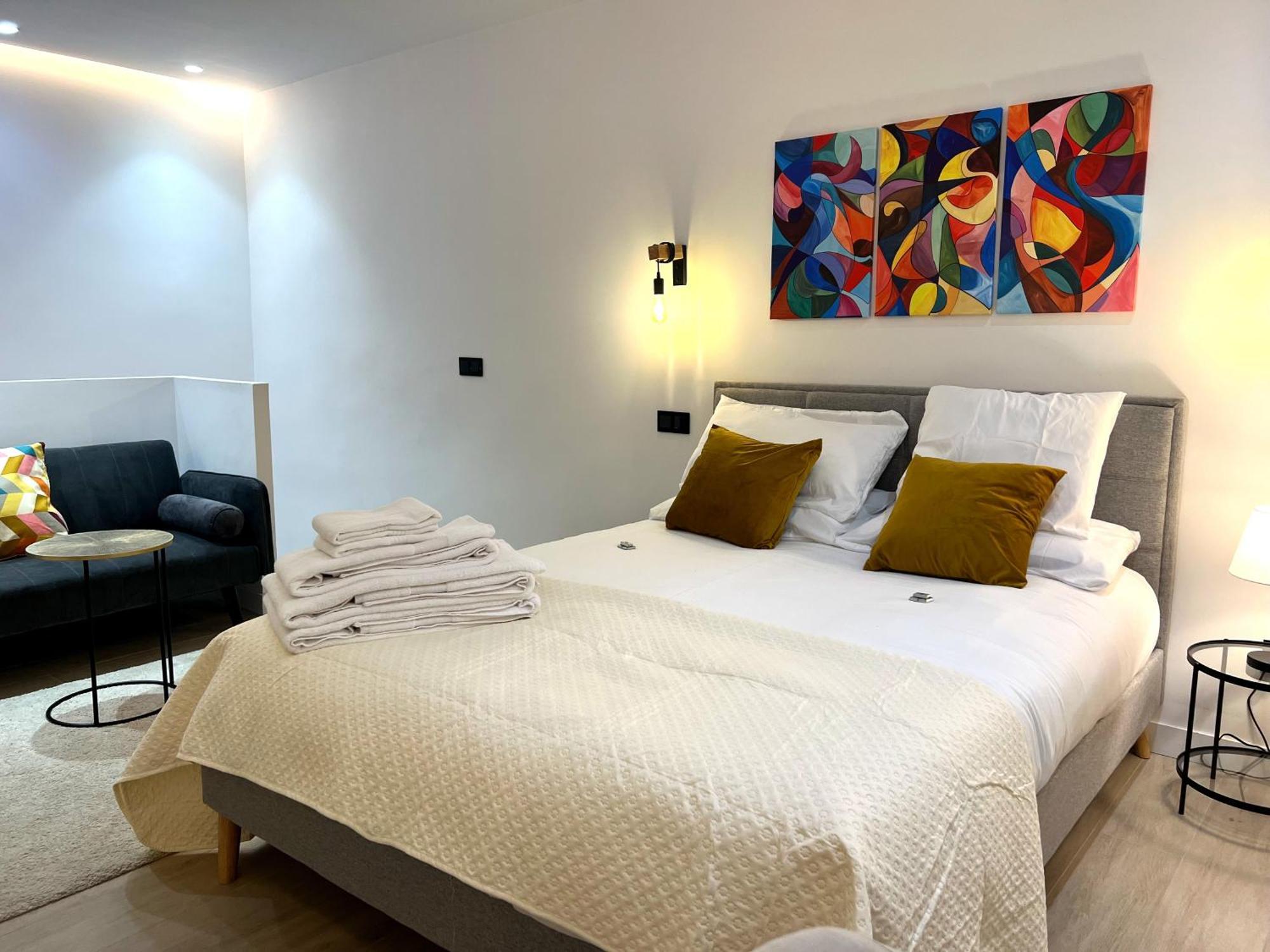 Apartamento Duplex Moderno Y Acogedor Junto A Atocha Madrid Exterior foto