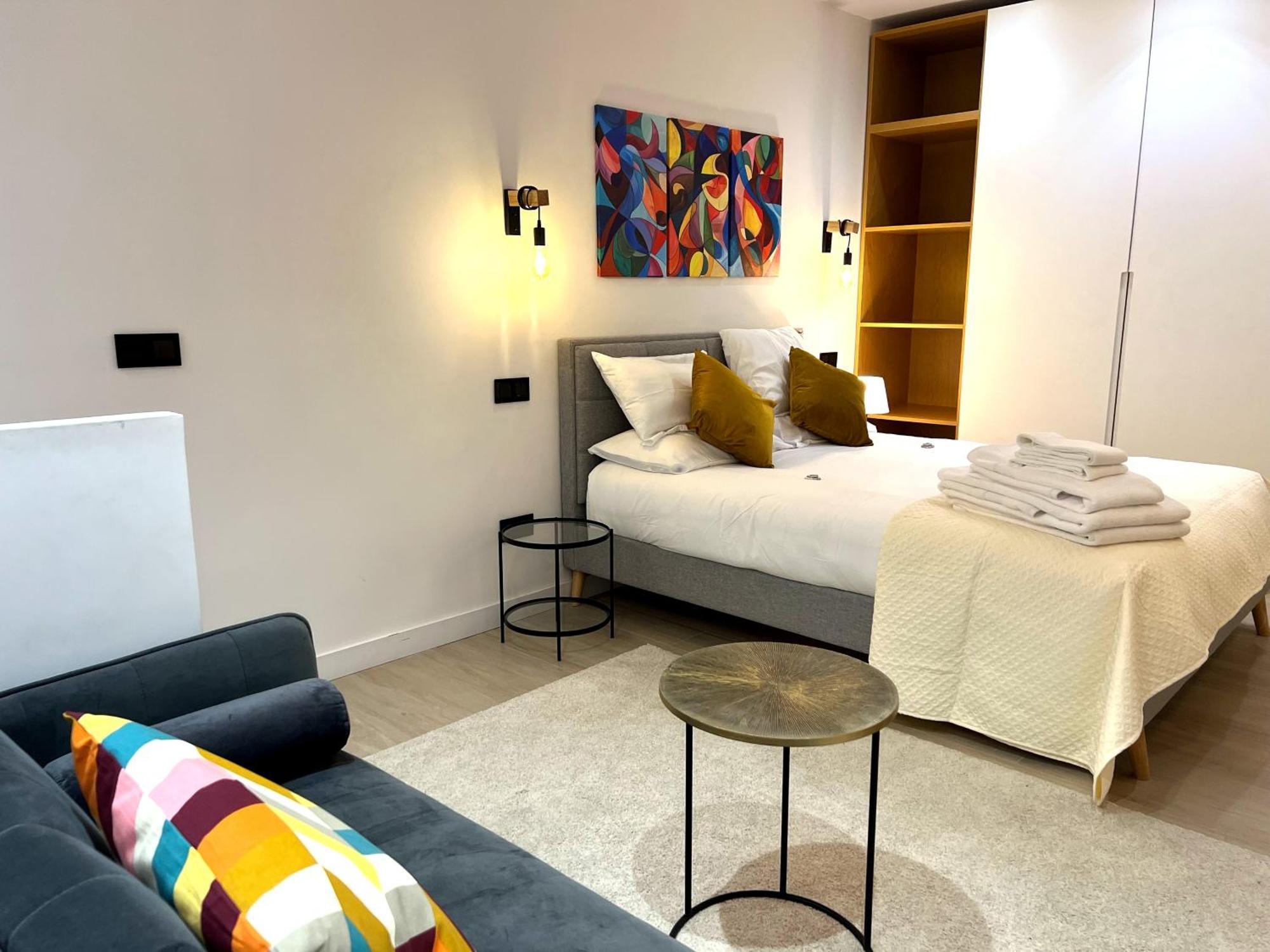Apartamento Duplex Moderno Y Acogedor Junto A Atocha Madrid Exterior foto